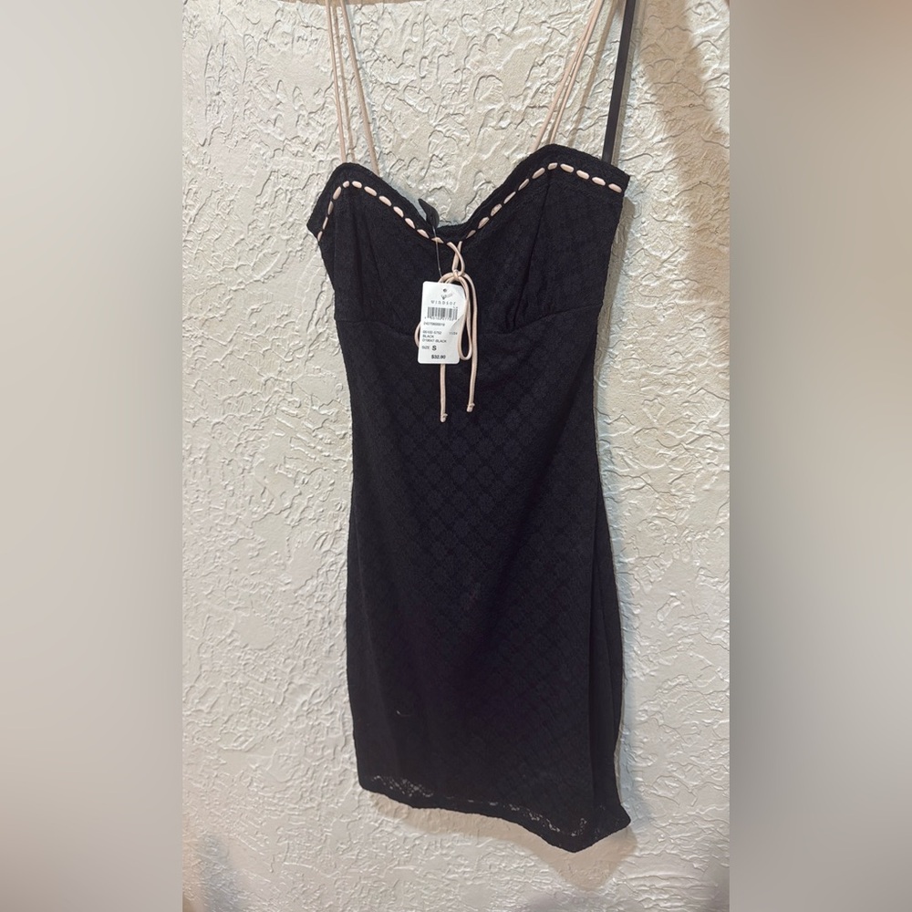 Dainty Lace Black Windsor Dress
